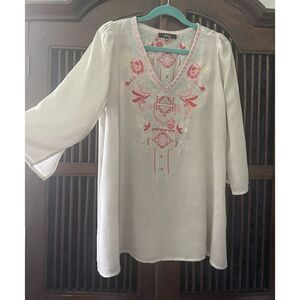 Andree by Unit tunic top medium washed beige rayon embroidered boho peasant